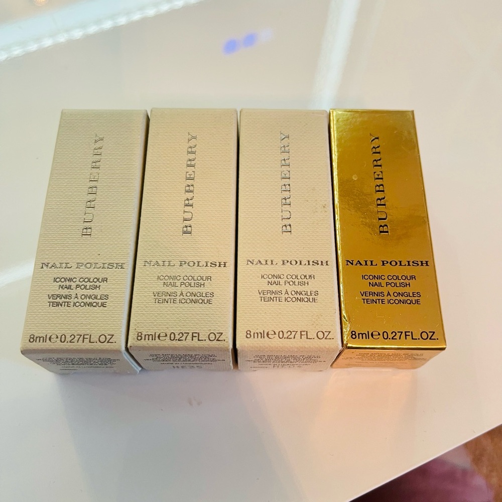 ✨ New Burberry Nail Polish Set ✨